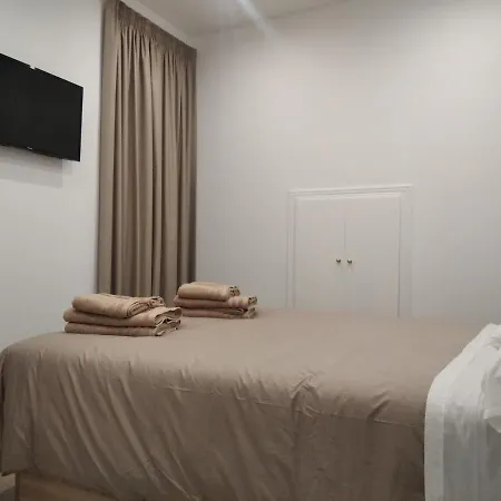 Apartmán El Porton De La Bellota - Con Parking Gratis - En El Centro De