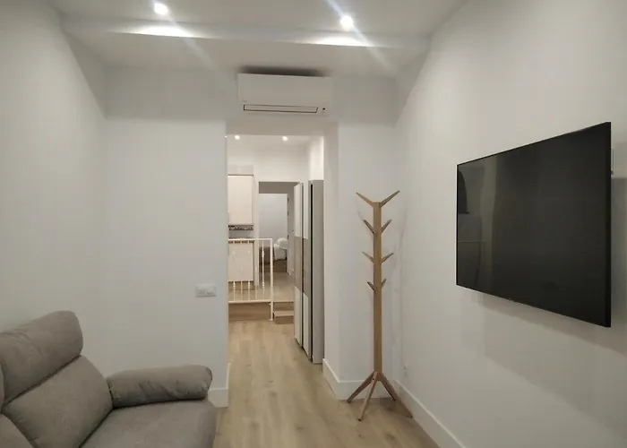 Apartmán El Porton De La Bellota - Con Parking Gratis - En El Centro De