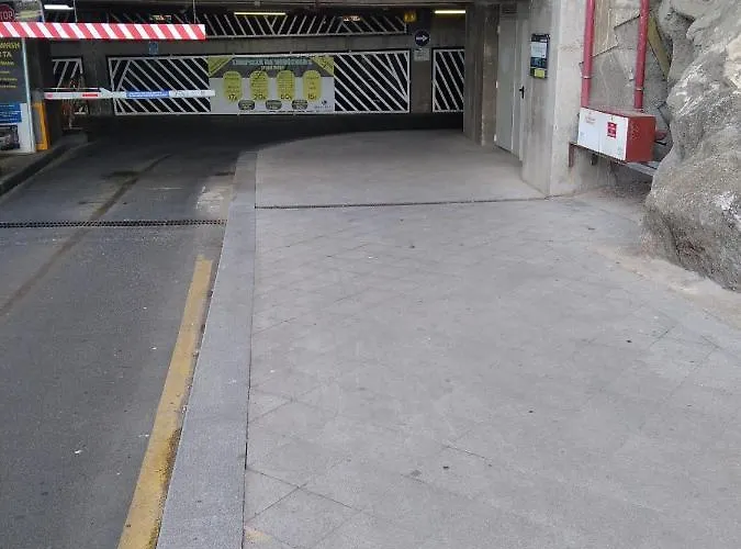 El Porton De La Bellota - Con Parking Gratis - En El Centro De